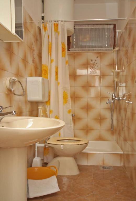 Apartmani Ujdur Omiš Kültér fotó
